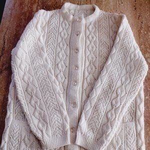 Beautiful Vintage Hand-knit Womens Cardigan Sweater White Size S/M